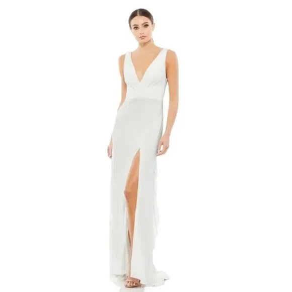 NWT Mac Duggal White Sleeveless V Neck Jersey Gown - Picture 1 of 6